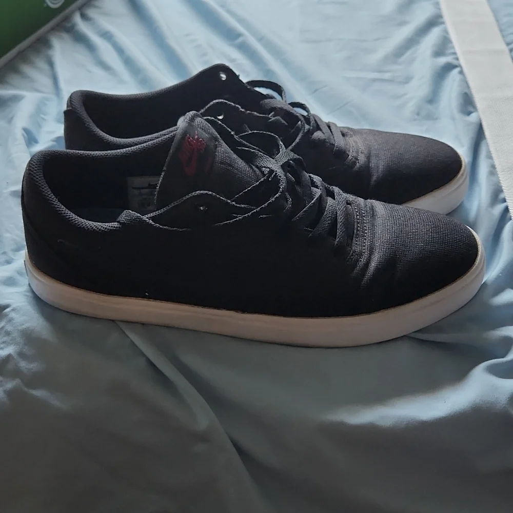 Black Nike Shoes - Picture 2 of 3